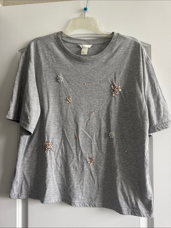 H&M Tops - H&M Grey Crewneck Tee with Subtle Texture